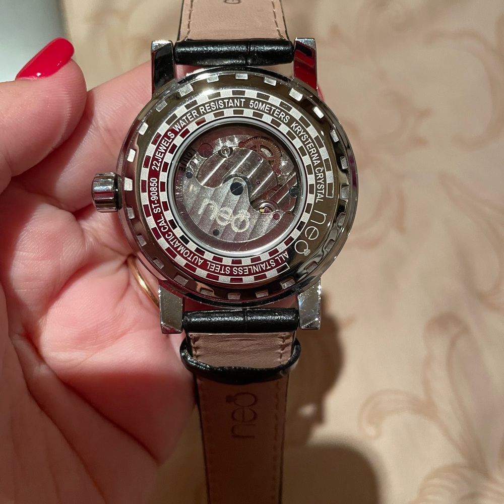 Neo Watch - Picture 4 of 7